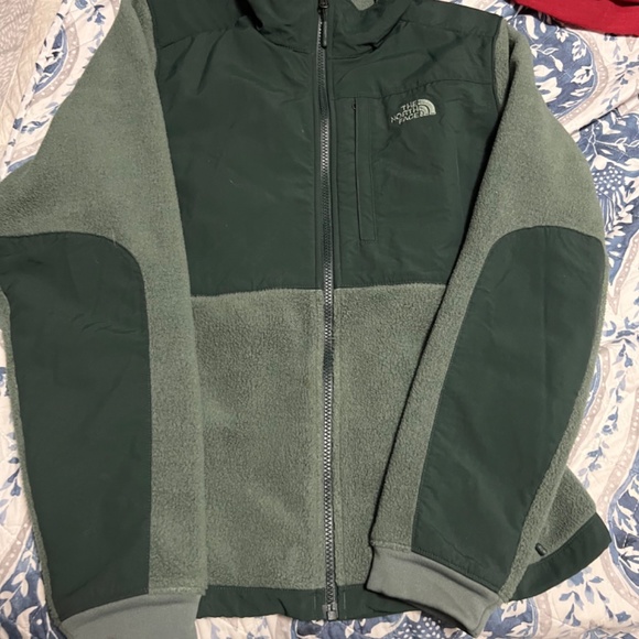 Green north face - Picture 2 of 4